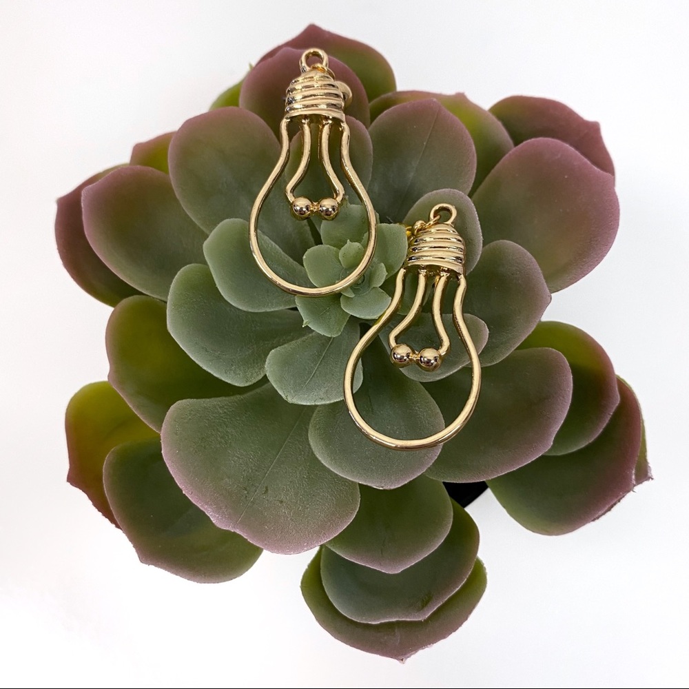 3/$15 New! Lightbulb Edison Bulb Earrings Gold Tone Drop Post Dangle Alternative